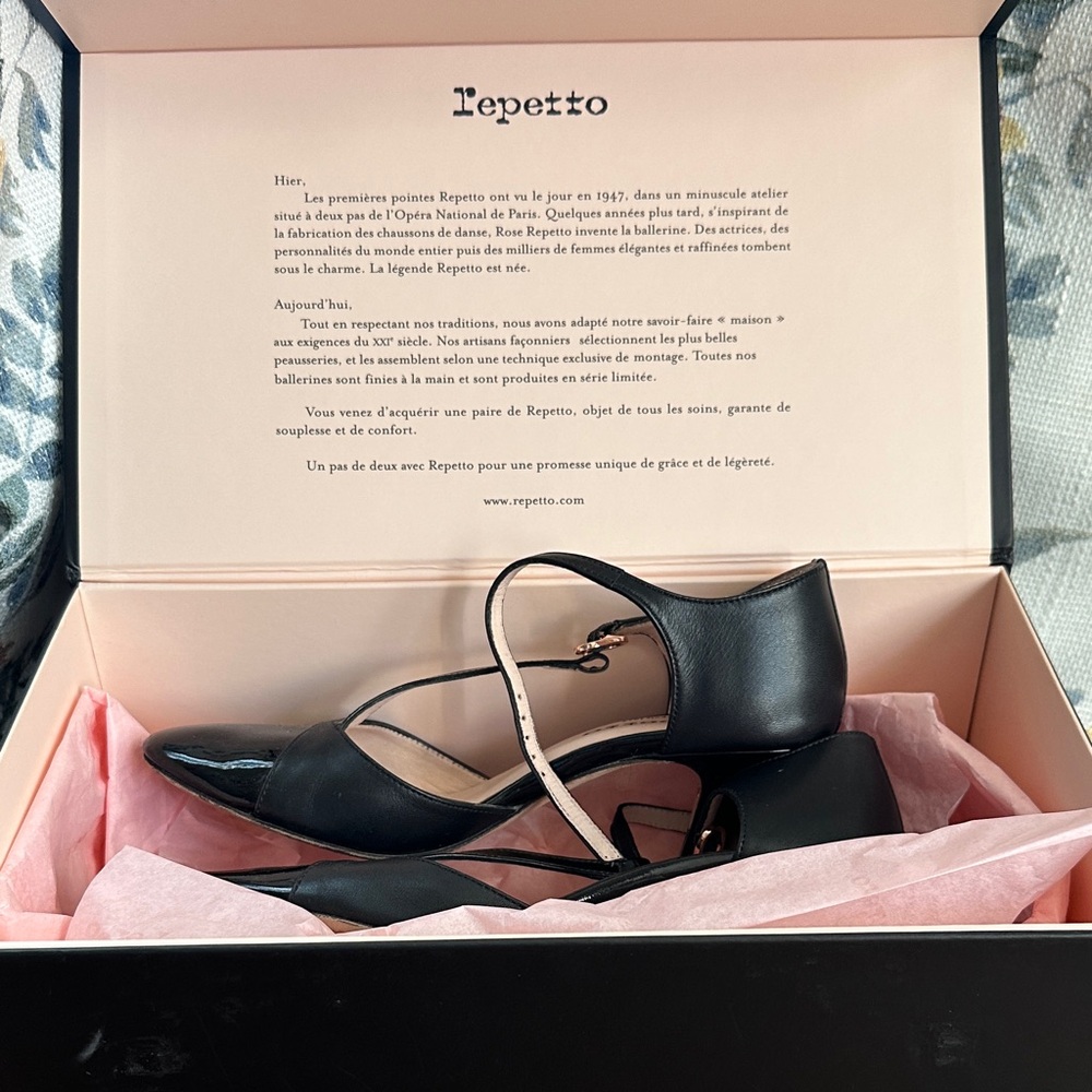 Repetto: Suede Claudia Pumps (size 36)